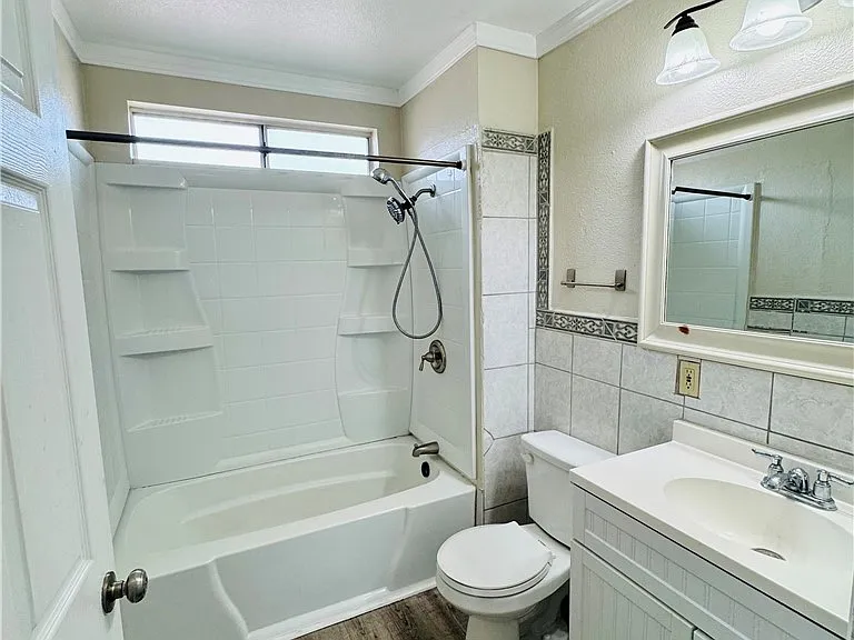 24 W 52nd St — Photo 11