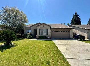10207 Starlight Peak Dr, Bakersfield, CA 93311