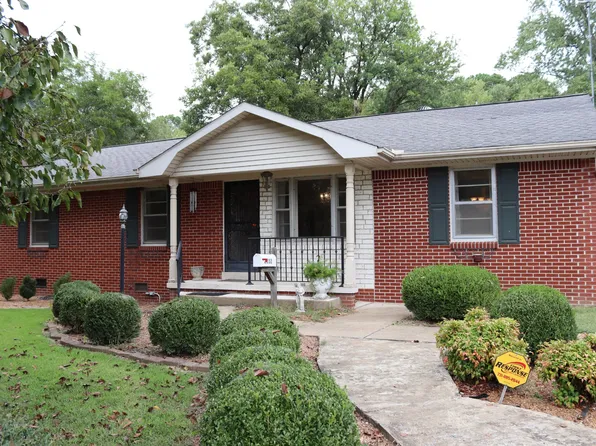 2112 Norwood Dr, Union City, TN 38261