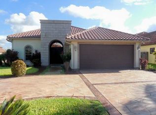 2413 E 20th St, Mission, TX 78572