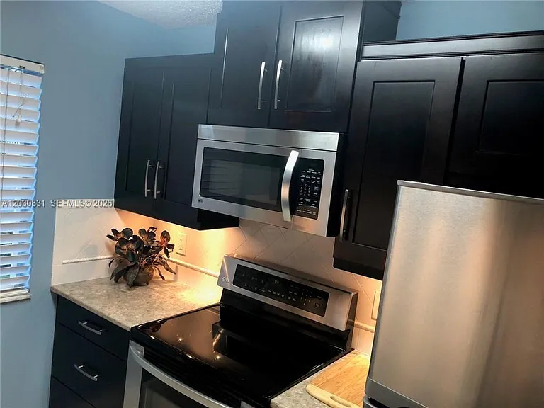 10717 Cleary Blvd #202 — Photo 8
