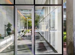 9655 Woods Dr Unit 517, Skokie, IL