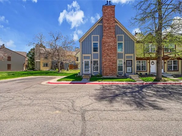 1662 S Blackhawk Way #A, Aurora, CO 80012