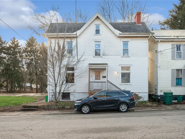 122 Laird St, Greensburg, PA 15601