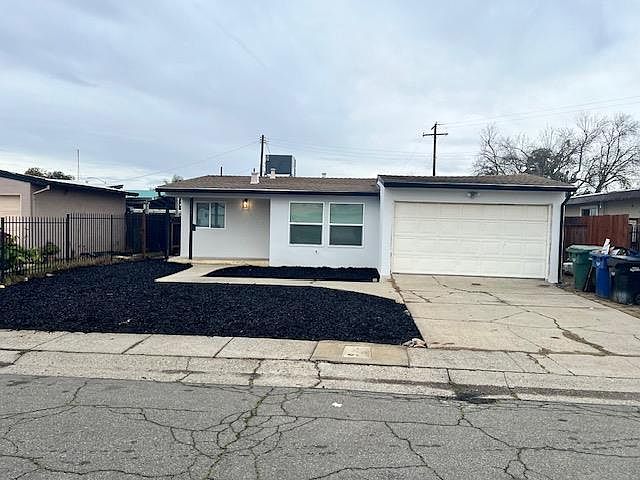 1st image of 5920 Kelly Way