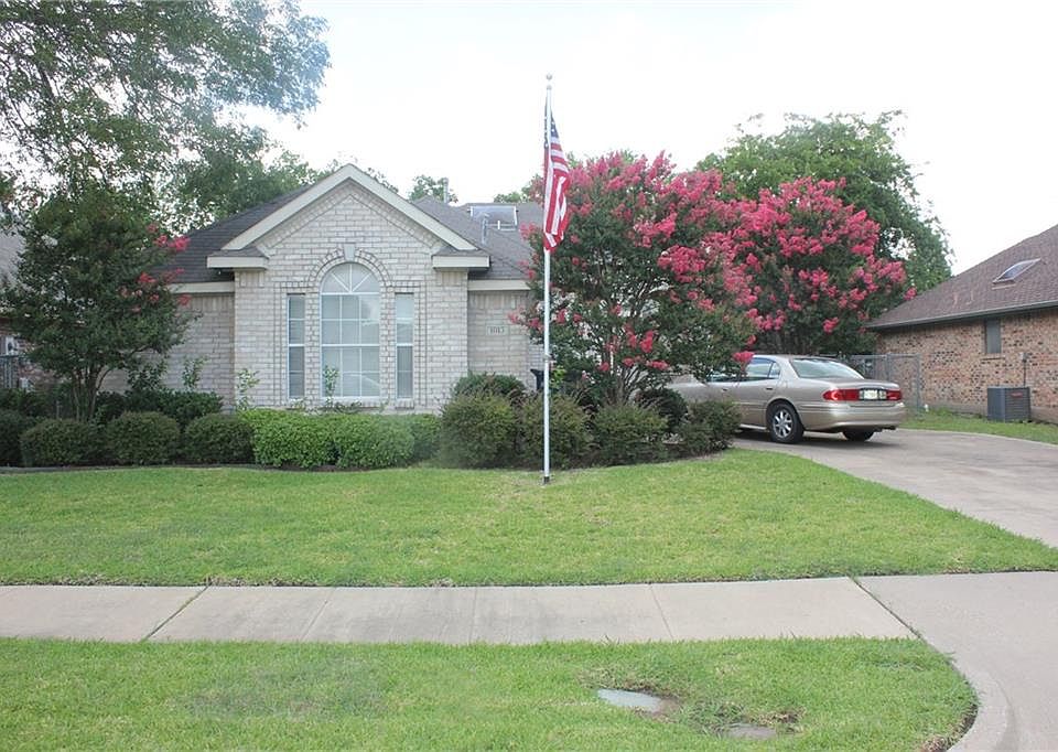 1st image of 1013 Wendell Way