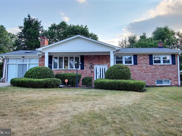 5717 Temple Hill Rd, Temple Hills, MD 20748