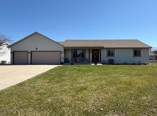 31 Greenbriar Ct, Fond Du Lac, WI