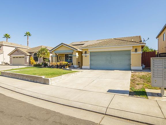 5th image of 1441 Venice Cir