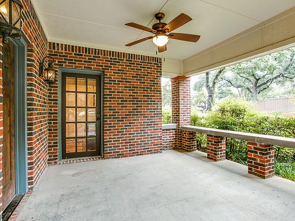 3rd image of 622 Newell Ave