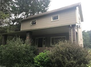 3894 Schumacher Hollow Rd SE, New Philadelphia, OH 44663