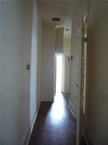 7729 Hampson St — Photo 11