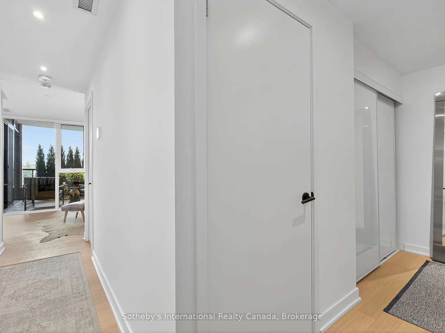 Harbour House — Photo 3