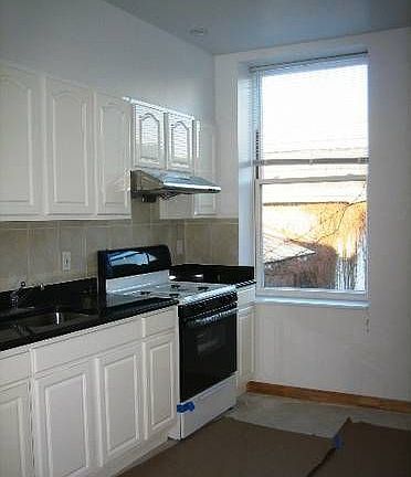 3rd image of 1151 44th Dr Fl 2