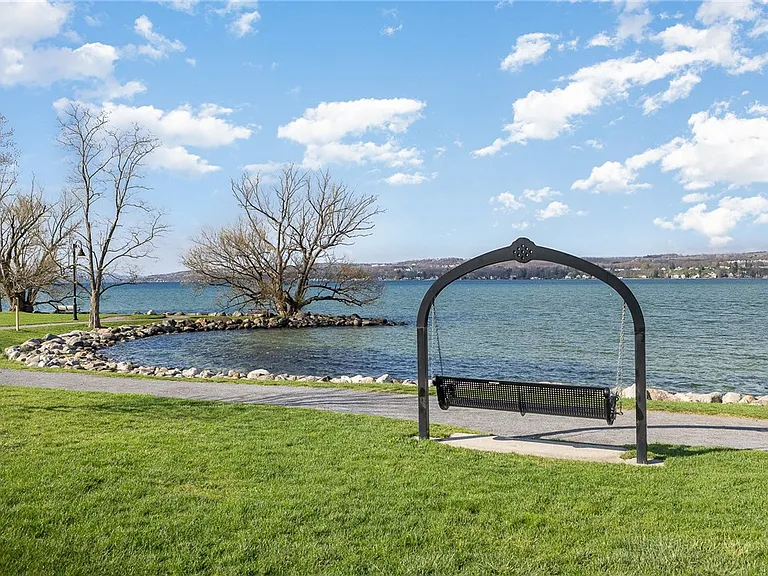 205 Lakeshore Dr #403 — Photo 39