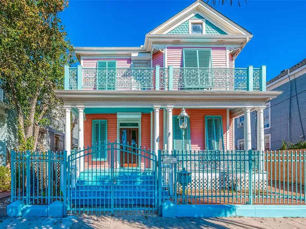 2006 Rosenberg St, Galveston, TX 77550