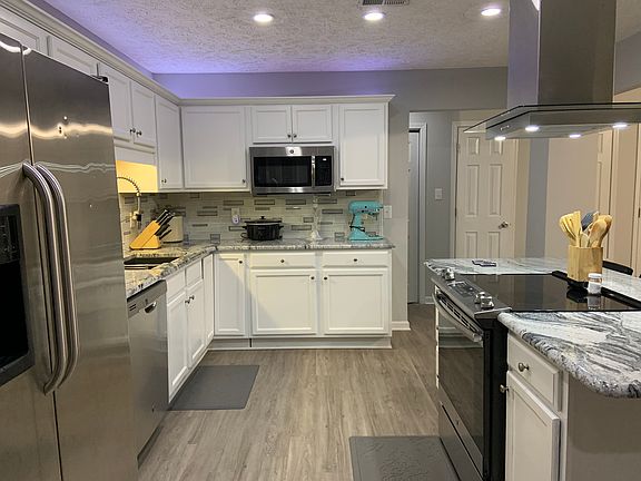 2nd image of 245 Oakmont Dr