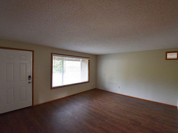 3rd image of 44509 SE 150th St