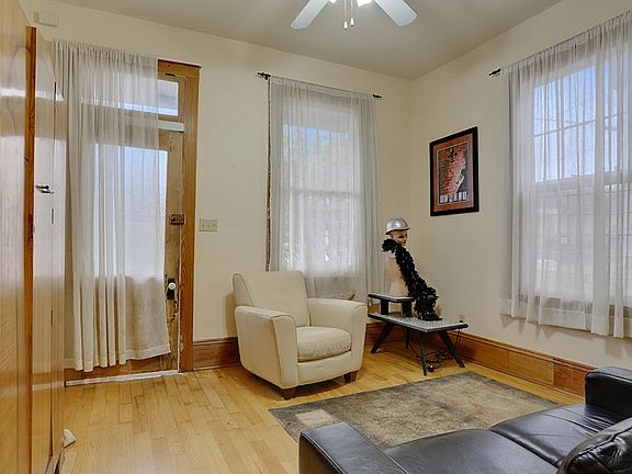 4th image of 2315 Annunciation St