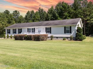 9524 Magnolia Dr, Navassa, NC 28451