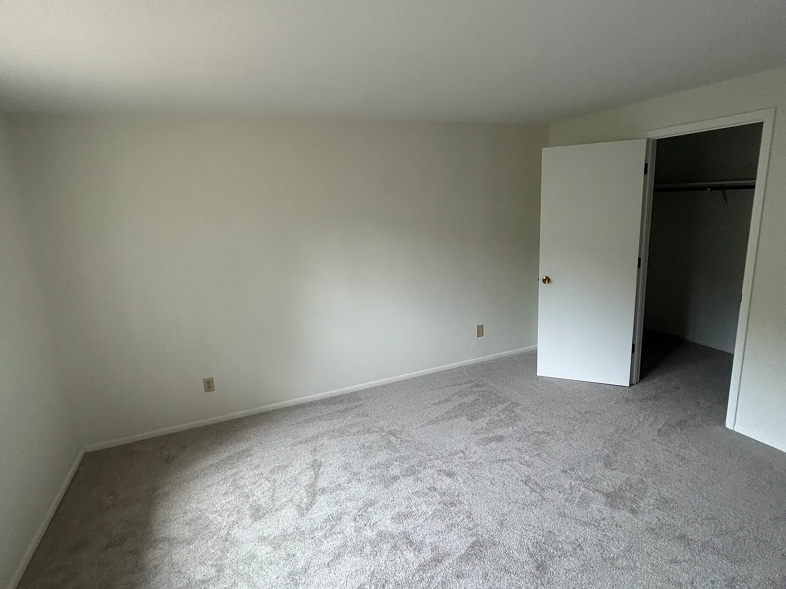 1 bed, 1753 sqft, $1,500 — Photo 2