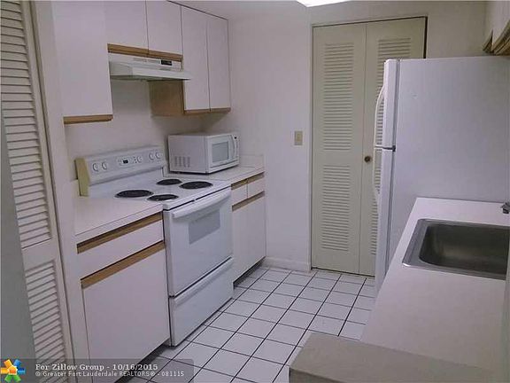 2nd image of 9799 Westview Dr APT 1027