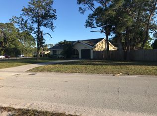 1175 Highland Dr SW, Vero Beach, FL 32962