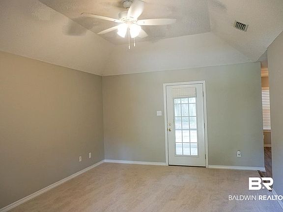 4th image of 6940 Gray Oaks Dr