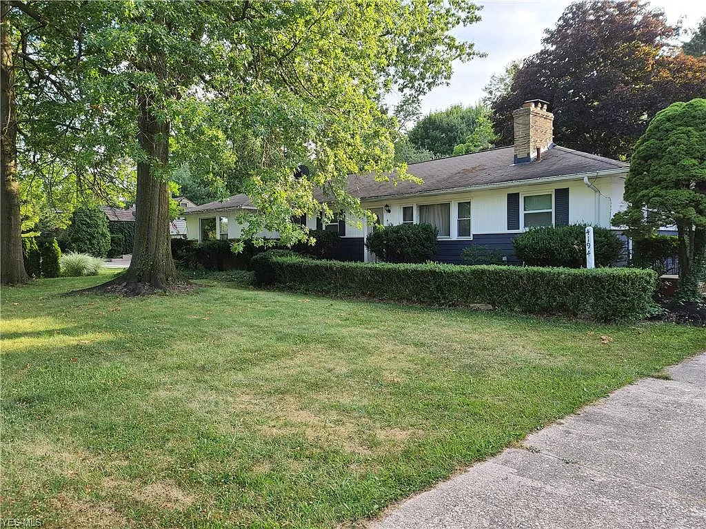4194 Canterbury Rd photo 1