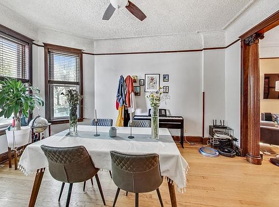 3rd image of 3136 N Kenmore Ave