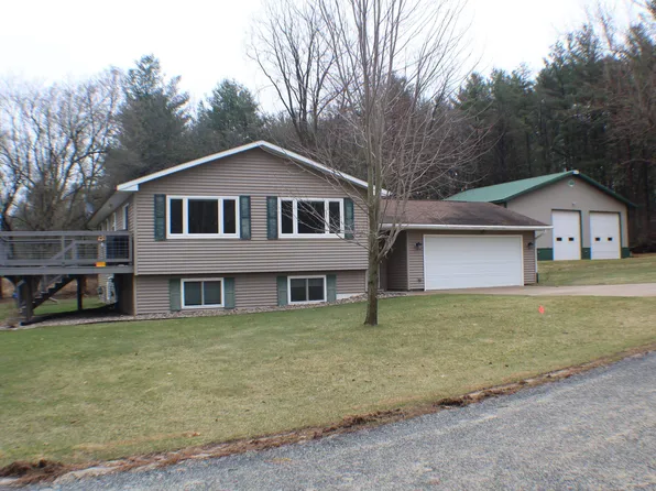 9386 Enamel Rd, Tomah, WI 54660