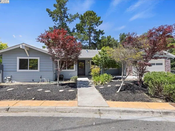 21 Muth Dr, Orinda, CA 94563