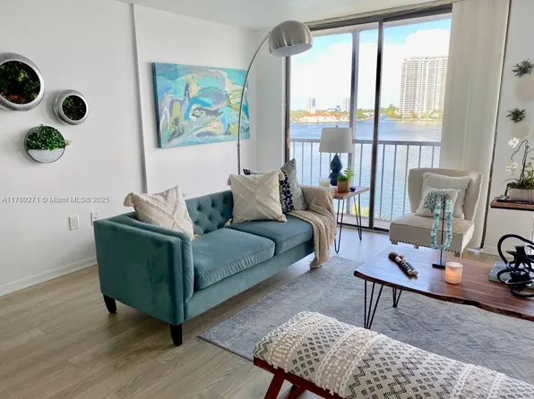 17600 N Bay Rd #N607, Sunny Isles Beach, FL 33160