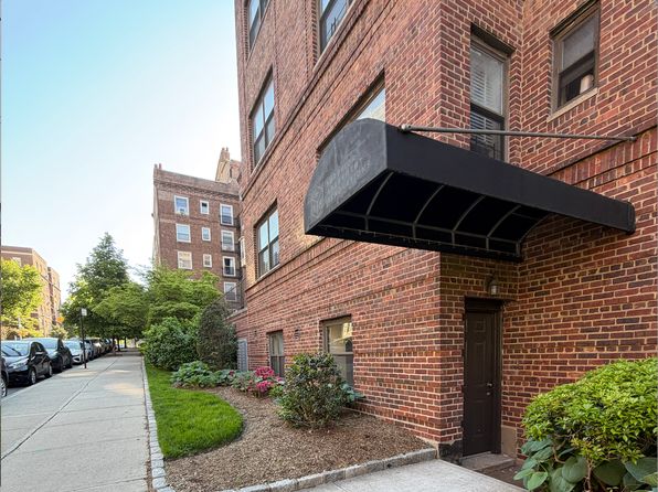 6939 Yellowstone Blvd APT 10