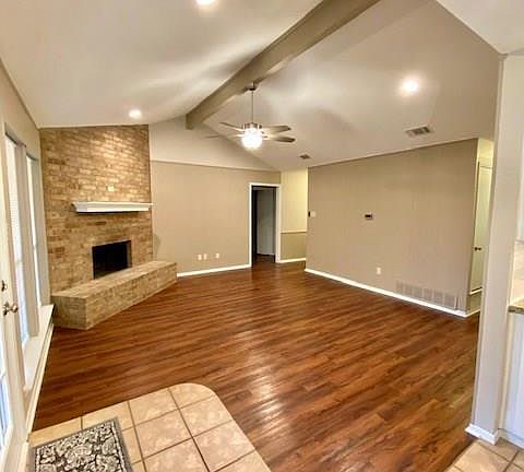 5th image of 115 Oakridge Dr