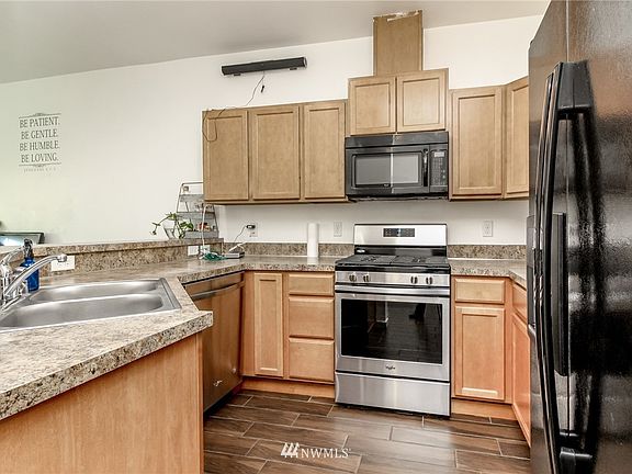 5th image of 1449 52nd Street NE #904