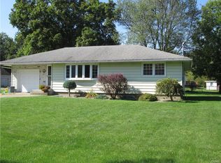 7 Shepard Dr, New Hartford, NY 13413