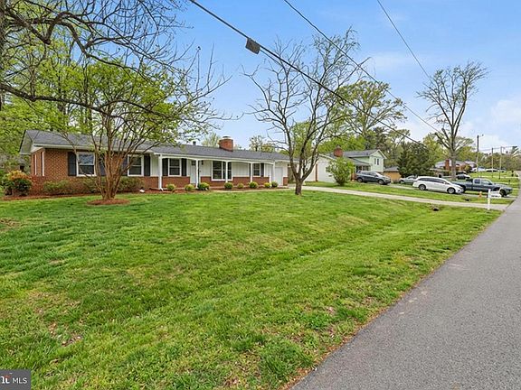2nd image of 9535 Nottingham Dr