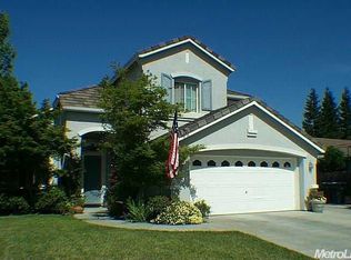 75 Hawthorne Ln, Lodi, CA