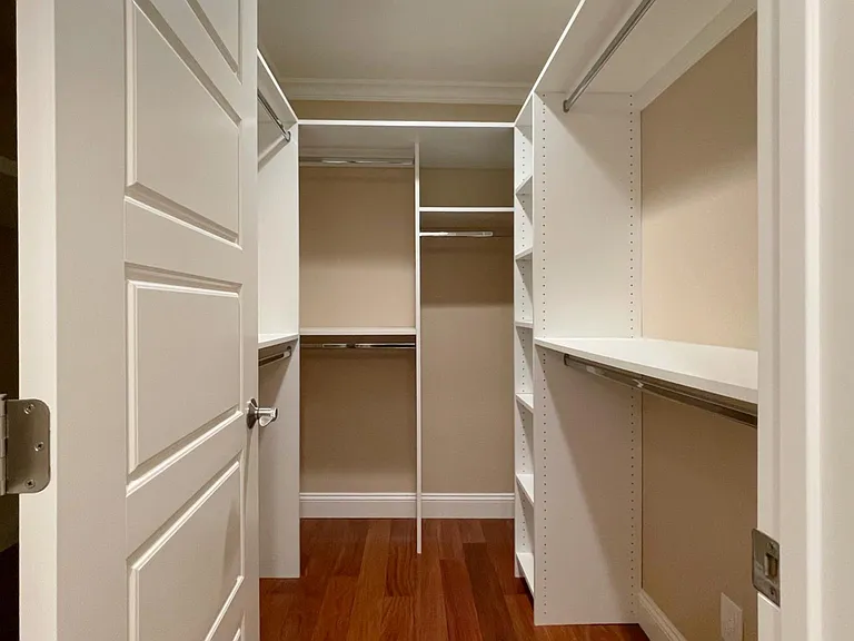 387 Alicia Way — Photo 11