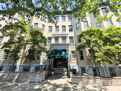 1411 Commonwealth Ave #302 Photo 1