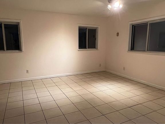 4th image of 38 Bruce Ln #B