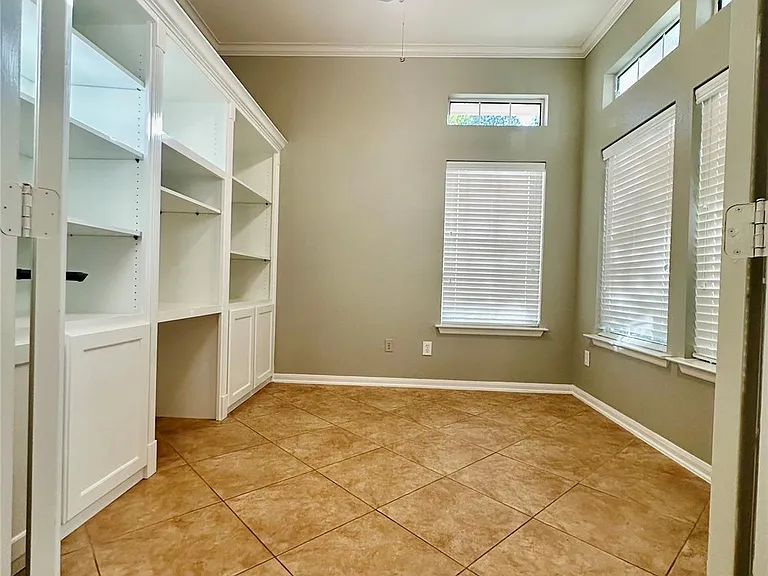 3 W Greenhill Terrace Pl — Photo 4