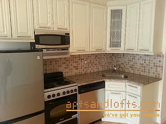 Rented by aptsandlofts.com