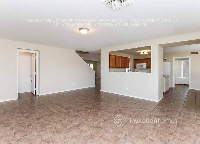 11051 E Flower Ave — Photo 2