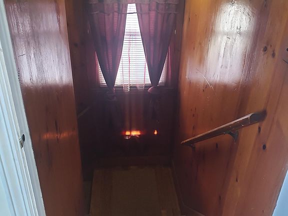 3rd image of 54 McKay Ave #2