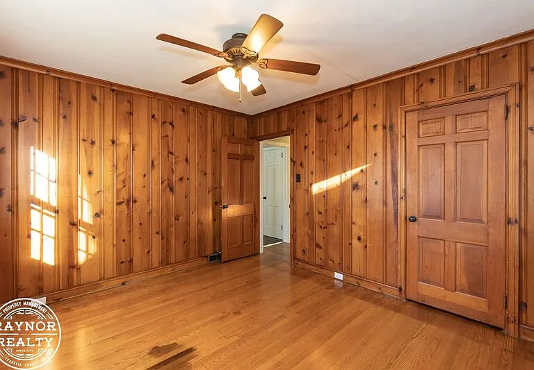 433 Norvell St — Photo 20