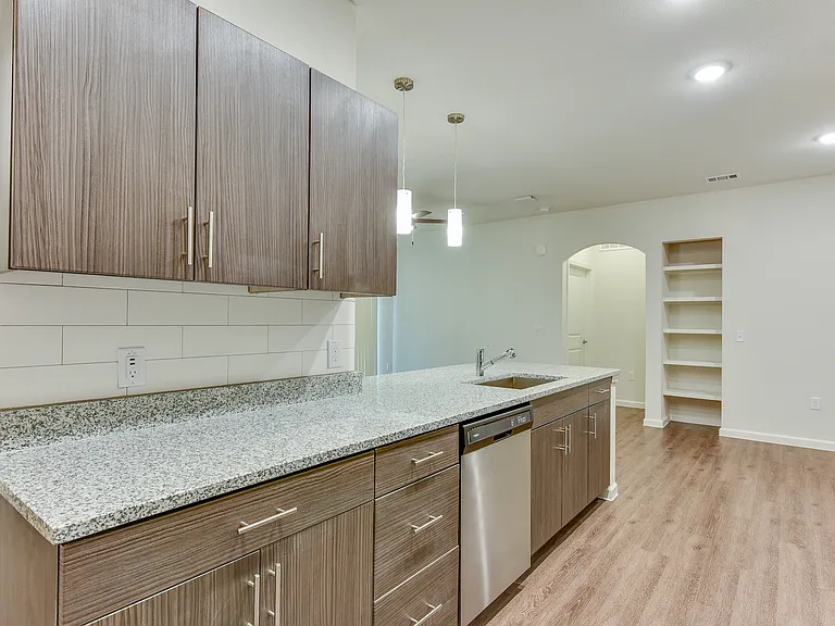Eastridge — Photo 96