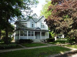 200 Ferguson St, Charles City, IA 50616