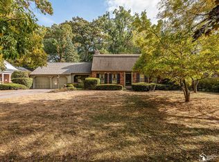 314 Cole Rd, Monroe, MI 48162